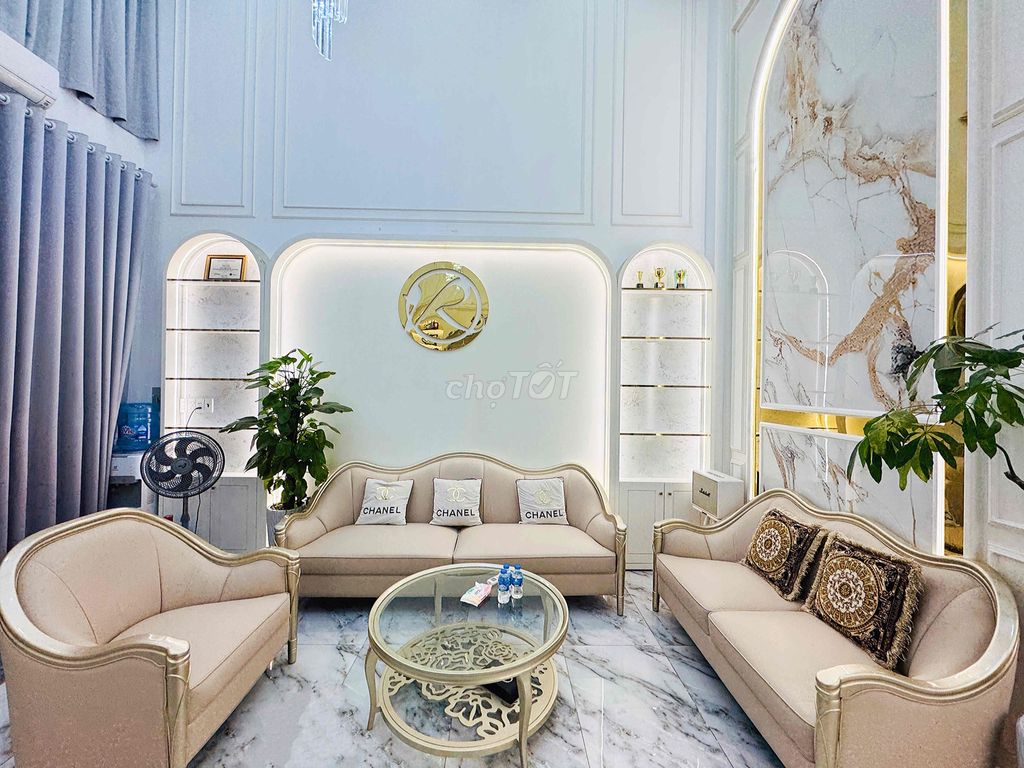 Bộ ghế sofa tân cổ điển da kem Mới 99,9%. Mua bán Bàn ghế tại Quận Bình Tân Tp Hồ Chí Minh được đăng bởi HR hình 1