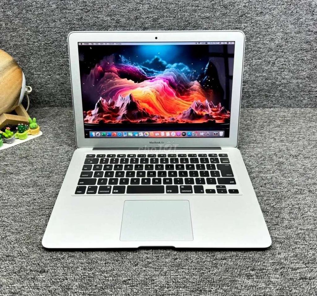 Macbook Air 2014 - 13 inch đẹp - Pin tốt. Mua bán Laptop tại Thành phố Huế Thừa Thiên Huế được đăng bởi LÊ NGUYỄN LAPTOP LAPTOPHUE COM VN hình 1