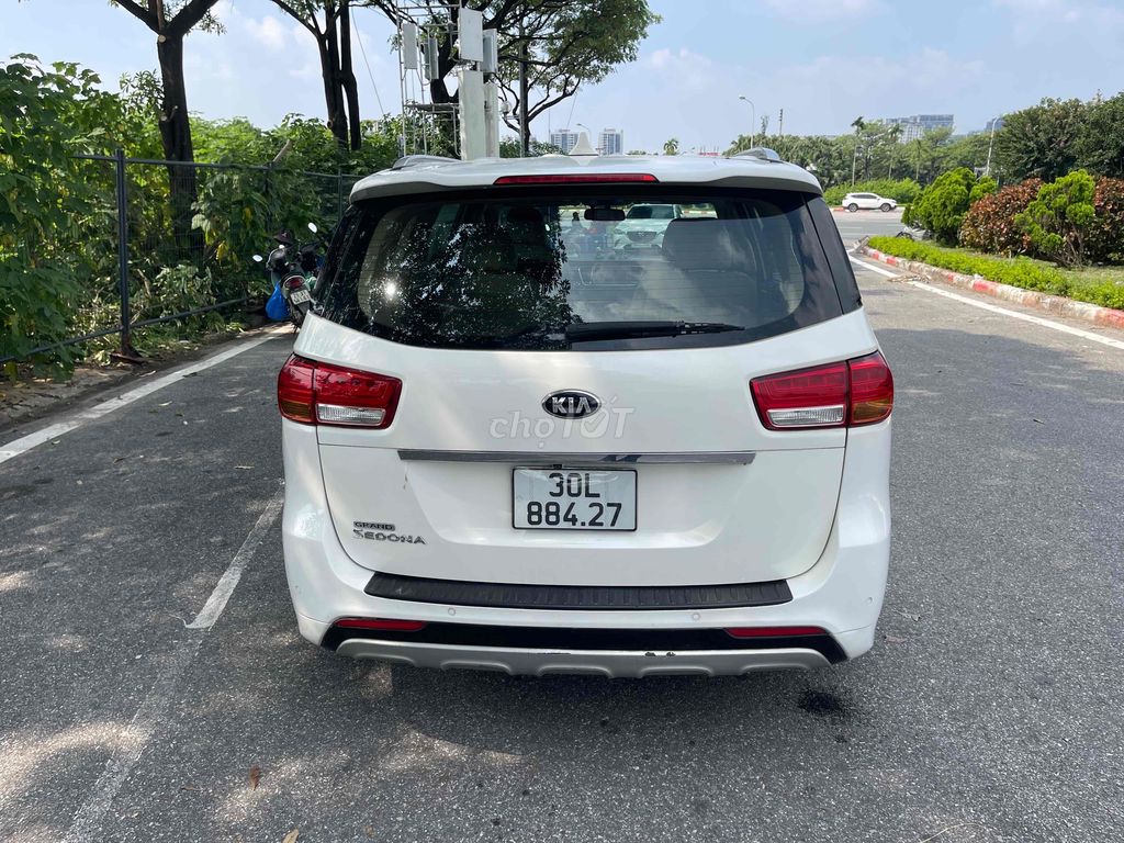Kia Sedona 2016 3.3 chính chủ như hình. Mua bán Ô tô tại Quận Nam Từ Liêm Hà Nội được đăng bởi Quốc Toản hình 6