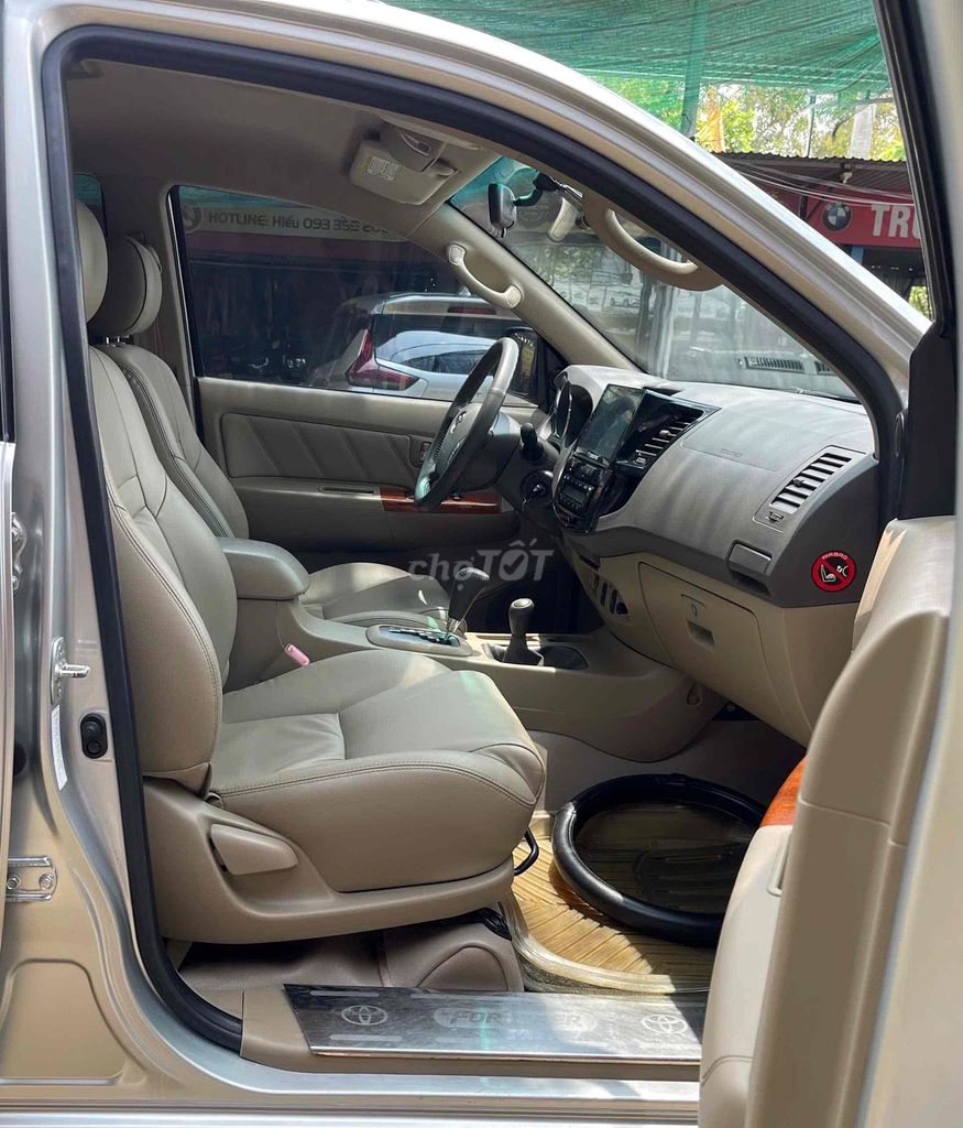 Toyota Fortuner 2011 2.7V - 34000 km. Mua bán Ô tô tại Quận 12 Tp Hồ Chí Minh được đăng bởi F2Auto hình 12