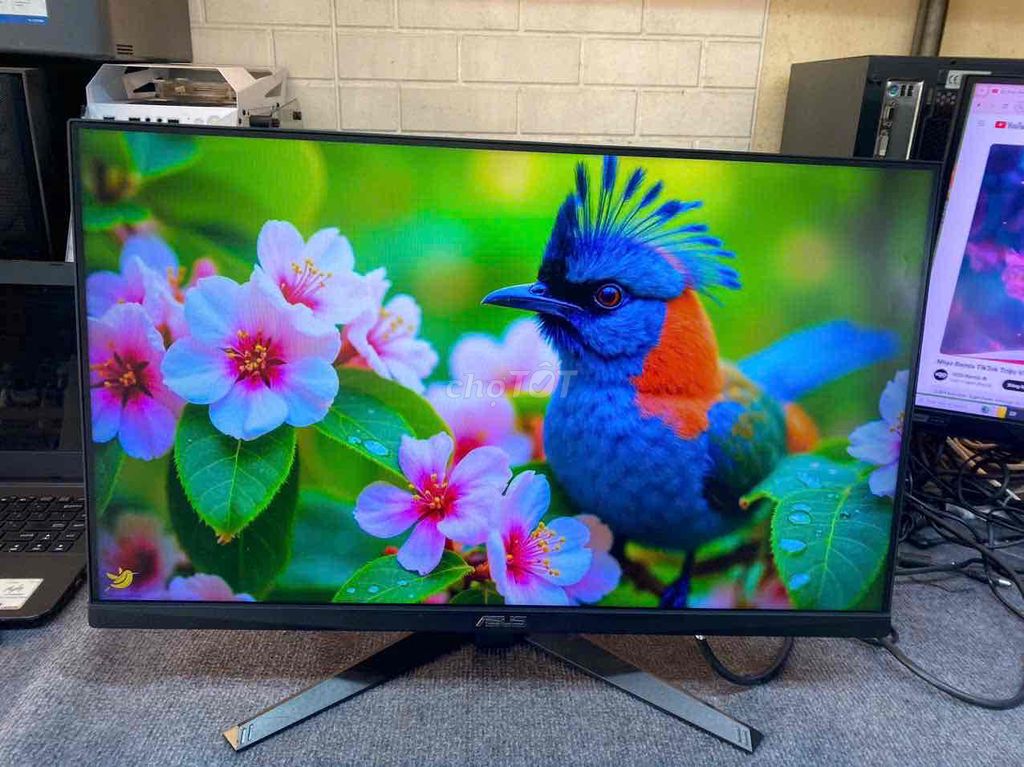 CHIẾC MÀN HÌNH 24IN 180HZ BAO CHIẾN RIN