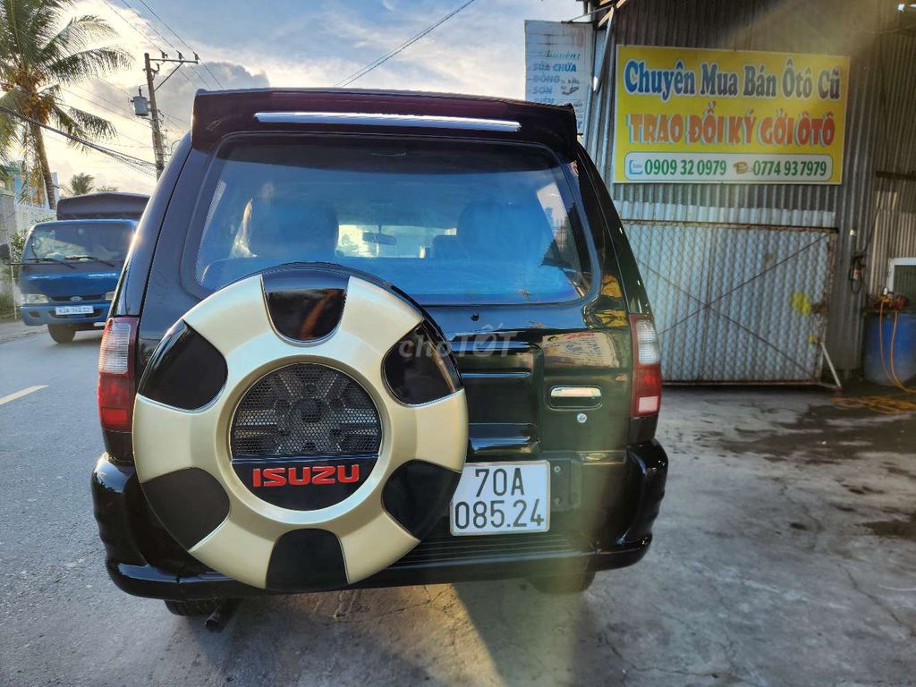 Isuzu Hi.Lander 2004 Số sàn Đen. Mua bán Ô tô tại Huyện Chợ Gạo Tiền Giang được đăng bởi Trần Huỳnh ÔtÔ cũ Tiền Giang hình 4