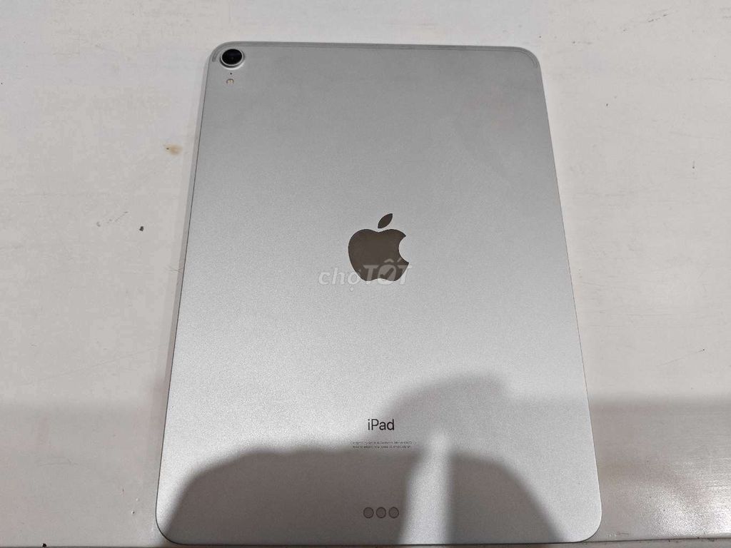 Apple iPad Pro 11 inch 2018 512GB Bạc. Mua bán Máy tính bảng tại Quận Lê Chân Hải Phòng được đăng bởi Piro Hiponotic hình 1