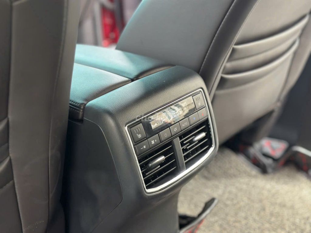 Mazda CX8 2019 Premium - 48.000km Màu đỏ cực đẹp. Mua bán Ô tô tại Thành phố Thủ Đức Tp Hồ Chí Minh được đăng bởi Bùi Nhu Quỳnh hình 13