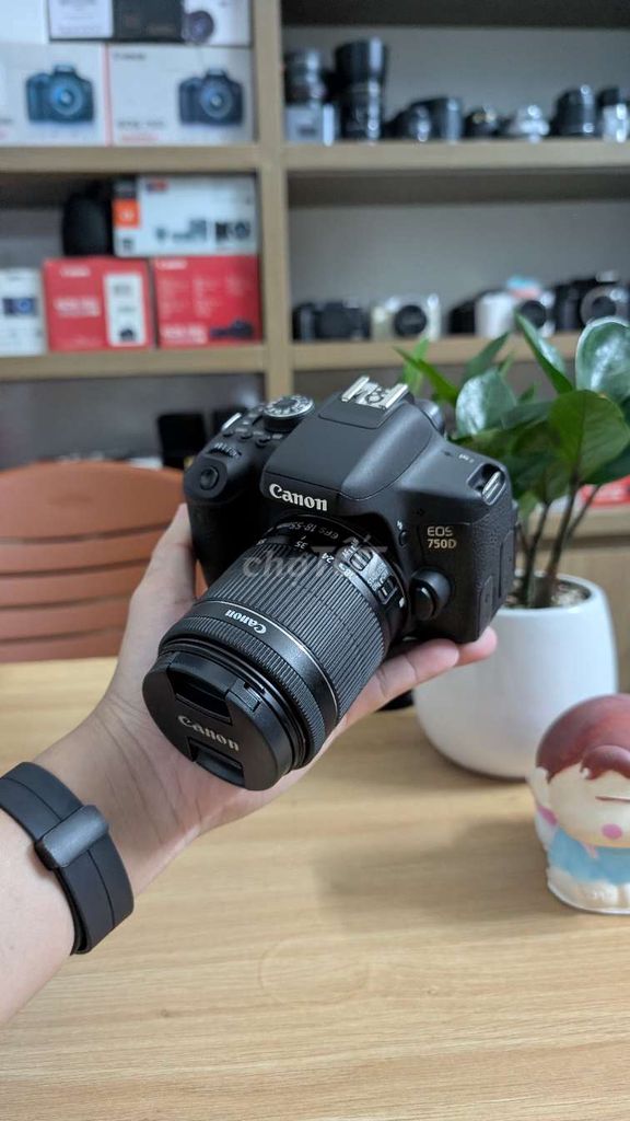 Canon 750D 18-55 STM. Mua bán Máy ảnh, Máy quay tại Quận Hải Châu Đà Nẵng được đăng bởi Hoàng Máy Ảnh hình 1