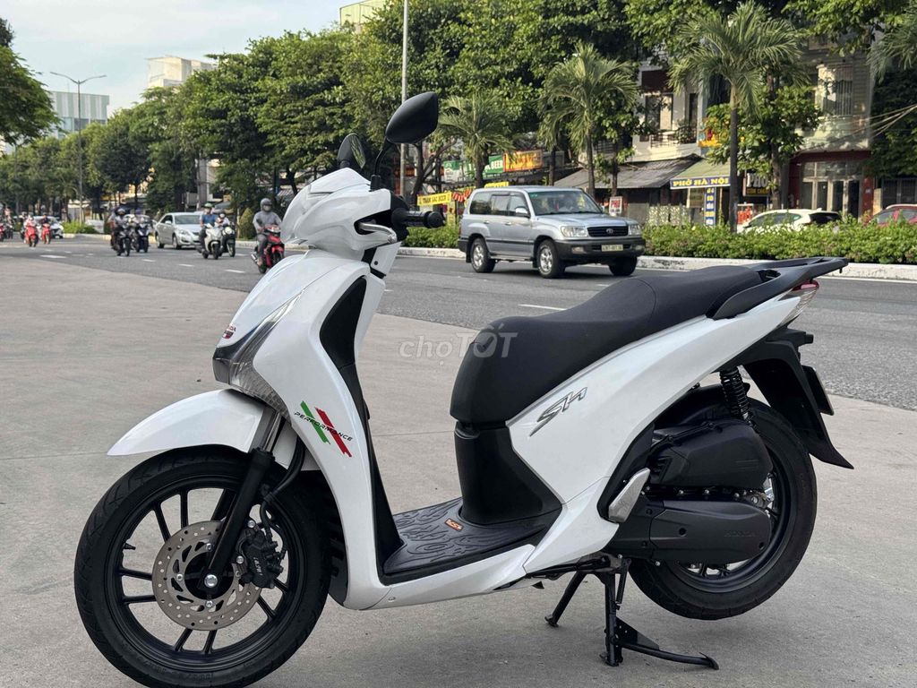 Hon Da SH 150 dk 2016 khoá smkay bs 43. Mua bán Xe máy tại Quận Cẩm Lệ Đà Nẵng được đăng bởi Duc Tran  hình 3