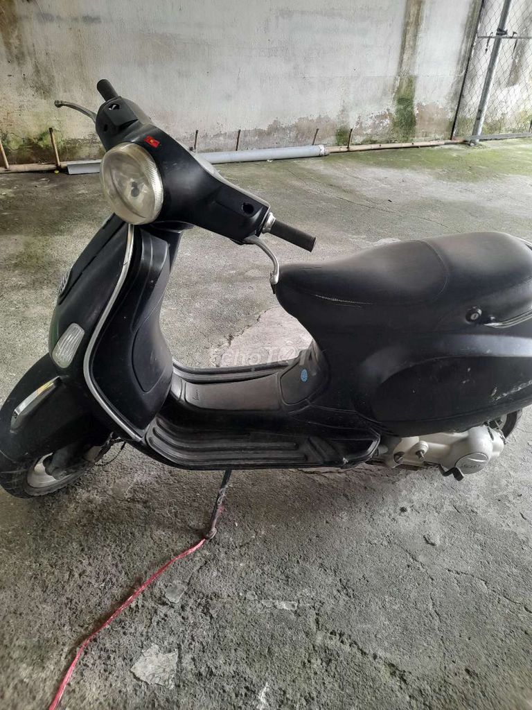 Xe vespa màu đen xe chạy bình thường ít xăng. Mua bán Xe máy tại Thành phố Biên Hòa Đồng Nai được đăng bởi Hùng Mạnh Nguyễn hình 3