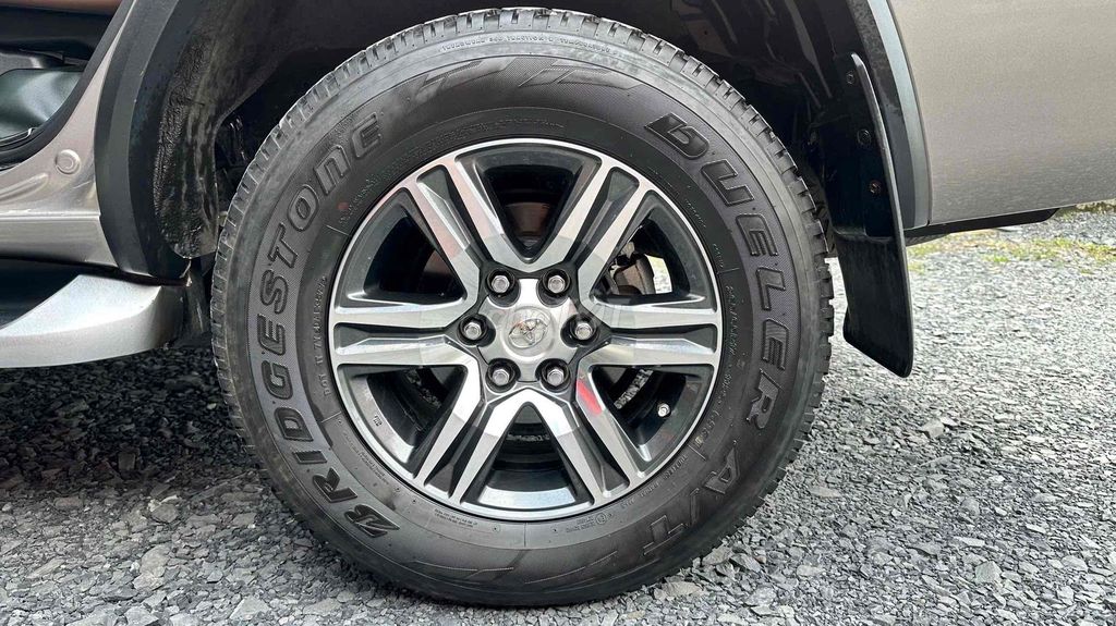 Toyota Fortuner 2022 2.4 4x2 MT - 39000 km. Mua bán Ô tô tại Thành phố Thủ Đức Tp Hồ Chí Minh được đăng bởi Trương Duy hình 13