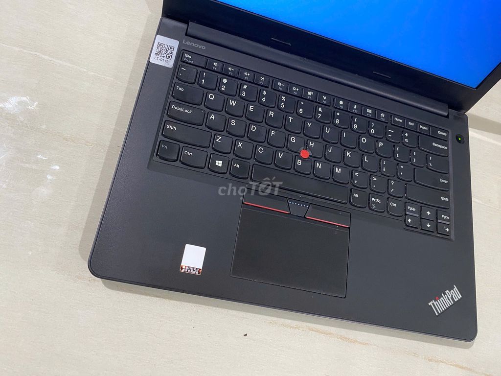 Lenovo Core i5-7200U, RAM 8GB, SSD 256GB. Mua bán Laptop tại Quận 7 Tp Hồ Chí Minh được đăng bởi Phong Lâm hình 1