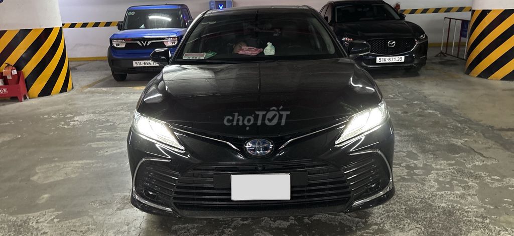 Toyota Camry 2.5 HEV Hybrid 2022 Đen