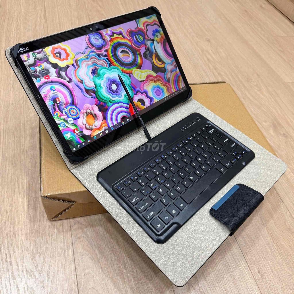 Laptop Fujitsu cảm ứng màn 13.3 inch 4GB/600GB Đen. Mua bán Laptop tại Thành phố Việt Trì Phú Thọ được đăng bởi Hải Ninh hình 1