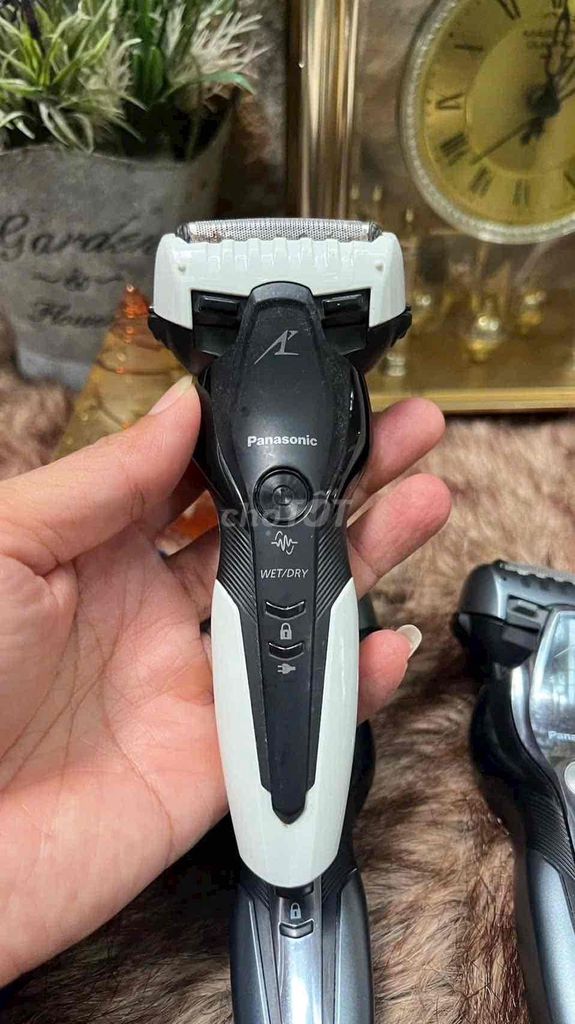 Máy cạo râu Panasonic ES-CST2S Nhật Bản Đã sử dụng. Mua bán Phụ kiện thời trang khác tại Thành phố Trà Vinh Trà Vinh được đăng bởi Huỳnh Lê Tân hình 1