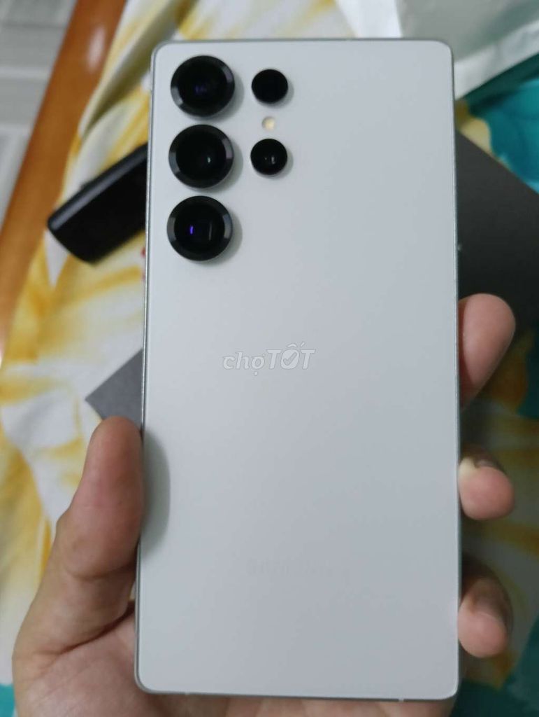 Samsung Galaxy S25 Ultra Trắng. Mua bán Điện thoại tại Quận Bình Tân Tp Hồ Chí Minh được đăng bởi Nhat Minh hình 1