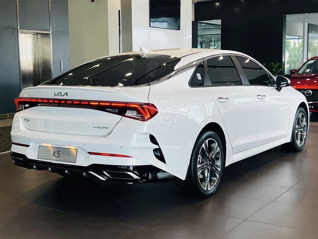 KIA K5 2.0 LUXURY - GIẢM 80TR - TẶNG BẢO HIỂM. Mua bán Ô tô tại Quận 7 Tp Hồ Chí Minh được đăng bởi Trọng Nhân hình 4