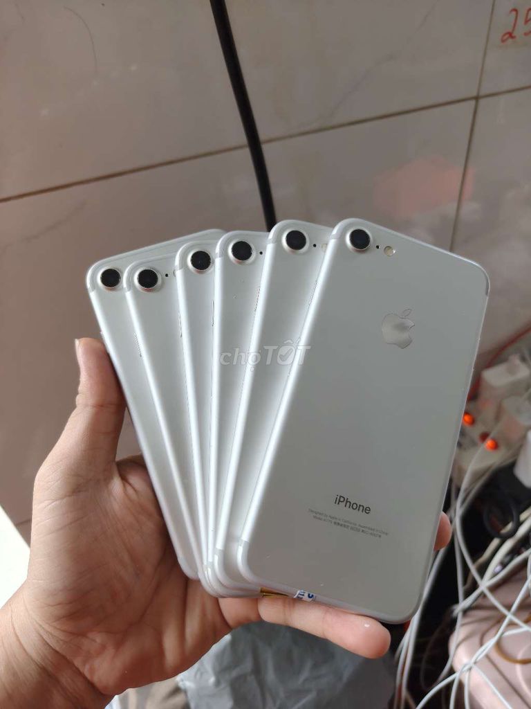 Apple iPhone 7G 32GB Bạc 99%. Mua bán Điện thoại tại Quận 10 Tp Hồ Chí Minh được đăng bởi phạm trường giang thích giao lưu  hình 1