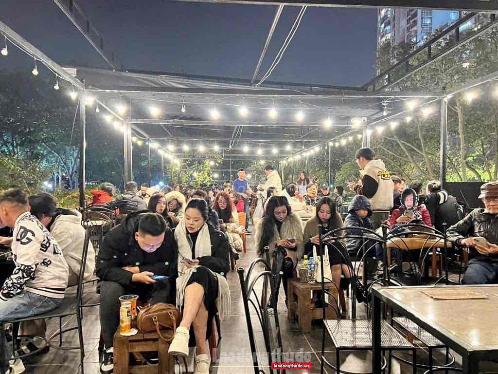 Cho thuê MBKD Nhà mặt phố Ngô Thì Nhậm 200M x 3tầng,mt 8M, vỉa hè rộng. Cho thuê văn phòng, mặt bằng kinh doanh tại Quận Hai Bà Trưng Hà Nội được đăng bởi Văn Thuỷ MBKD hình 2