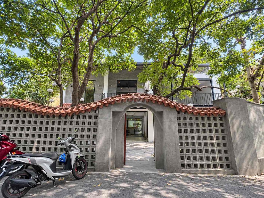 VILLA GÓC 2MT HAI BÀ TRƯNG Q1 | NGANG 18M | DT 18X20M | TRỆT LẦU ST