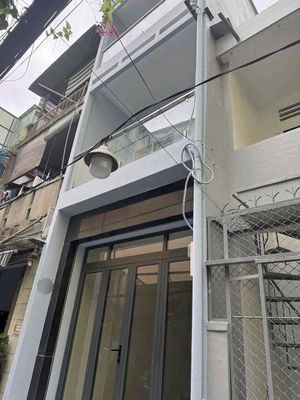 Аренда · 4 комн. · 45 м² · Quận 3, ул. Đường Kỳ Ðồng