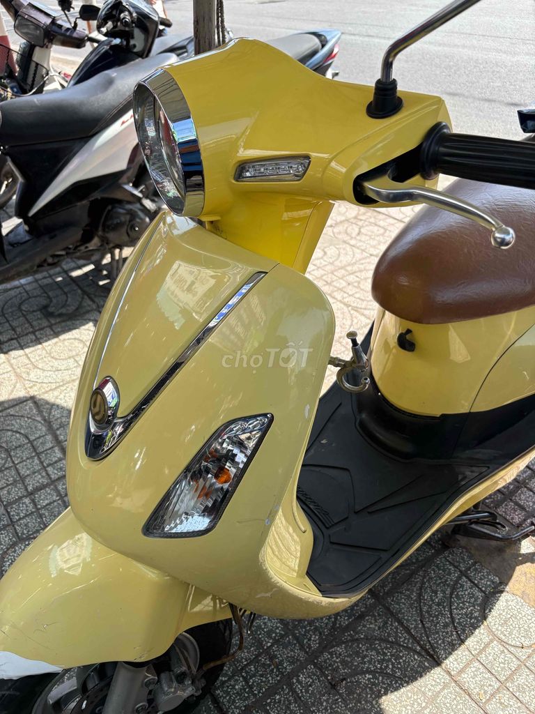 xe Elizanbet vàng may zin êm chạy nhe, áo đẹp. Mua bán Xe máy tại Quận 8 Tp Hồ Chí Minh được đăng bởi Long Hải hình 1