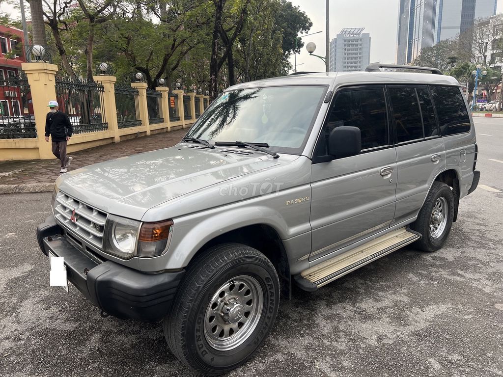 Mitsubishi Pajero 2002 - 190000 km