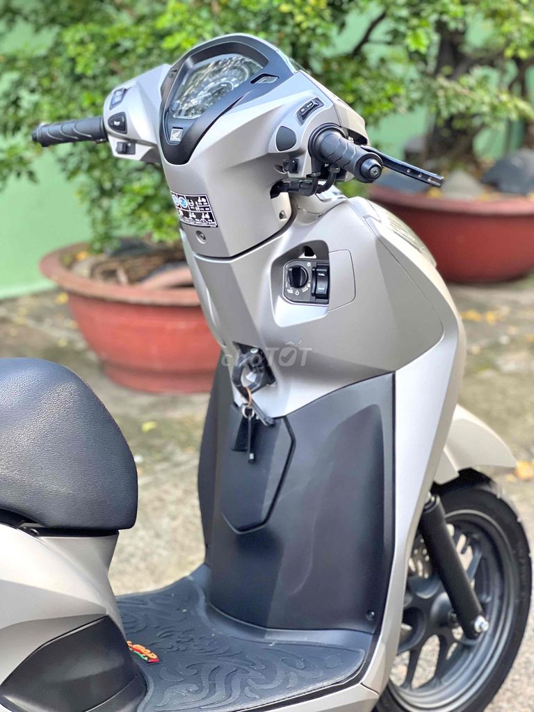 HONDA LEAD 4Val 2024 BẠC NHÁM BẢN ĐB BSTP CHÍH CHỦ. Mua bán Xe máy tại Thành phố Thủ Đức Tp Hồ Chí Minh được đăng bởi Thọ hình 9