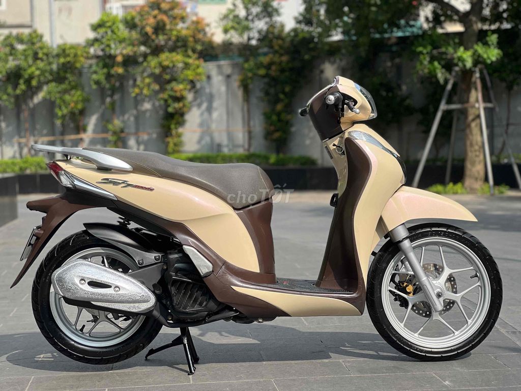 Sh mode 125i 2013 желто-бежевый, красивый номер 29P1-29992