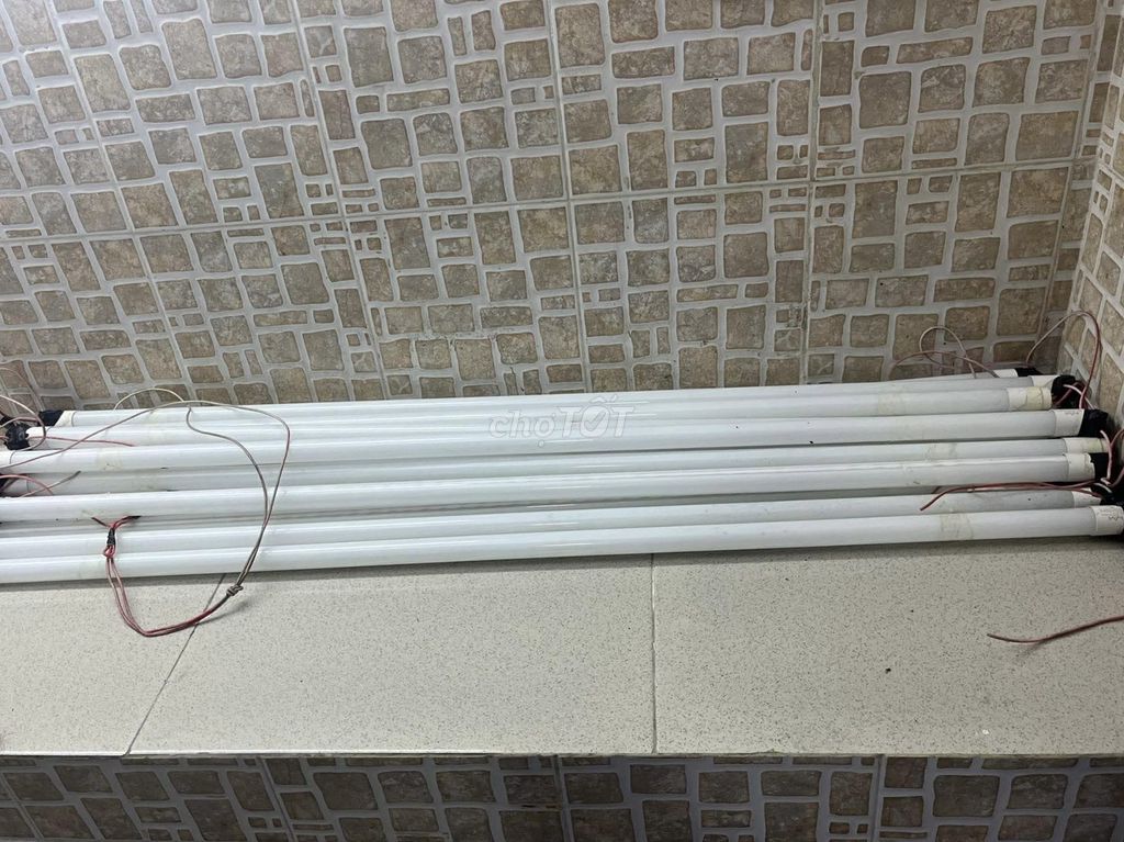 15 bóng đèn huỳnh quang 1m2 đã sử dụng . Mua bán Đèn tại Quận Bình Tân Tp Hồ Chí Minh được đăng bởi Trân hình 1