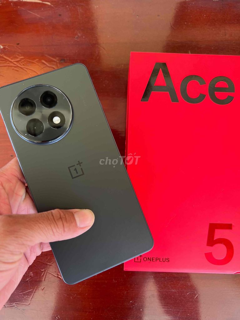 e cần bán Oneplus ace 5 ram 12/256 full box zin