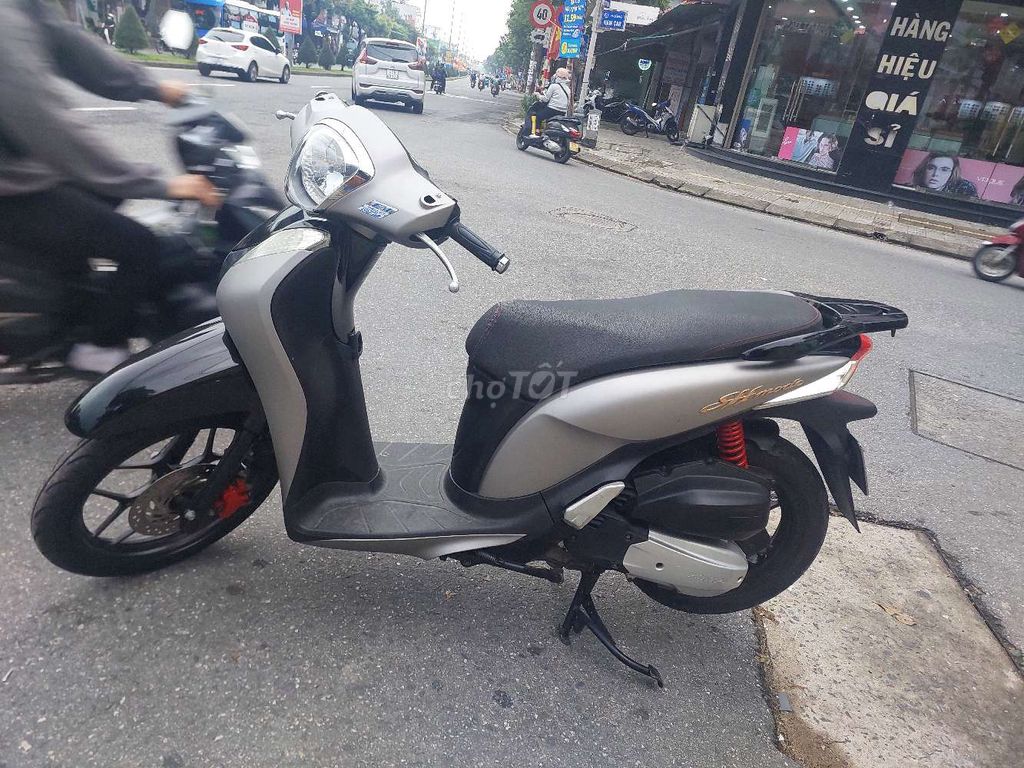 Bán xe SHmo máy nguyên rin có trả góp. Mua bán Xe máy tại Quận Liên Chiểu Đà Nẵng được đăng bởi anh quoc hình 2
