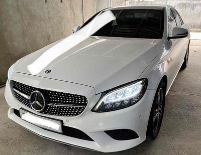 Mercedes C180 2020 Trắng Kem Odo 42.500km. Mua bán Ô tô tại Huyện Long Thành Đồng Nai được đăng bởi Hậu 