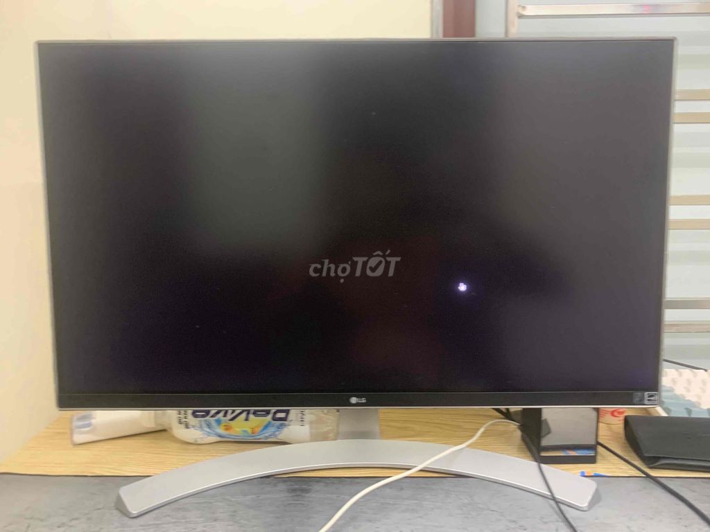 Aoc 24” 2k 165hz và LG 27” 75hz