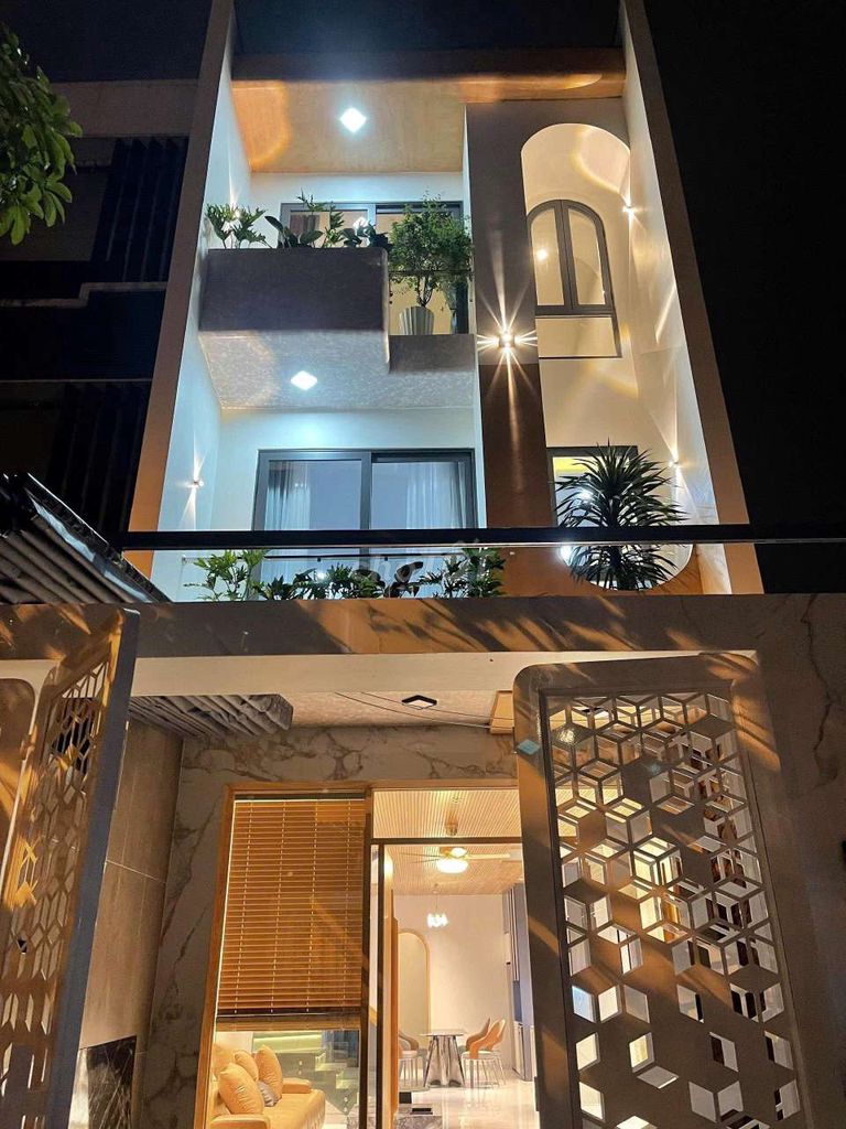 Аренда · 3 комн. · 100 м² · Quận Cẩm Lệ, ул. Đường Thanh Lương 18