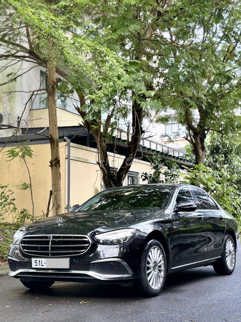Merc E200 Exclusive 2022 bản đủ option V1 LƯỚT. Mua bán Ô tô tại Quận 8 Tp Hồ Chí Minh được đăng bởi Gon Nguyen hình 5