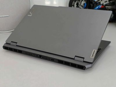 Lenovo LOQ 15IAX9 i5-12450HX 15.6 inch 24GB/512GB 