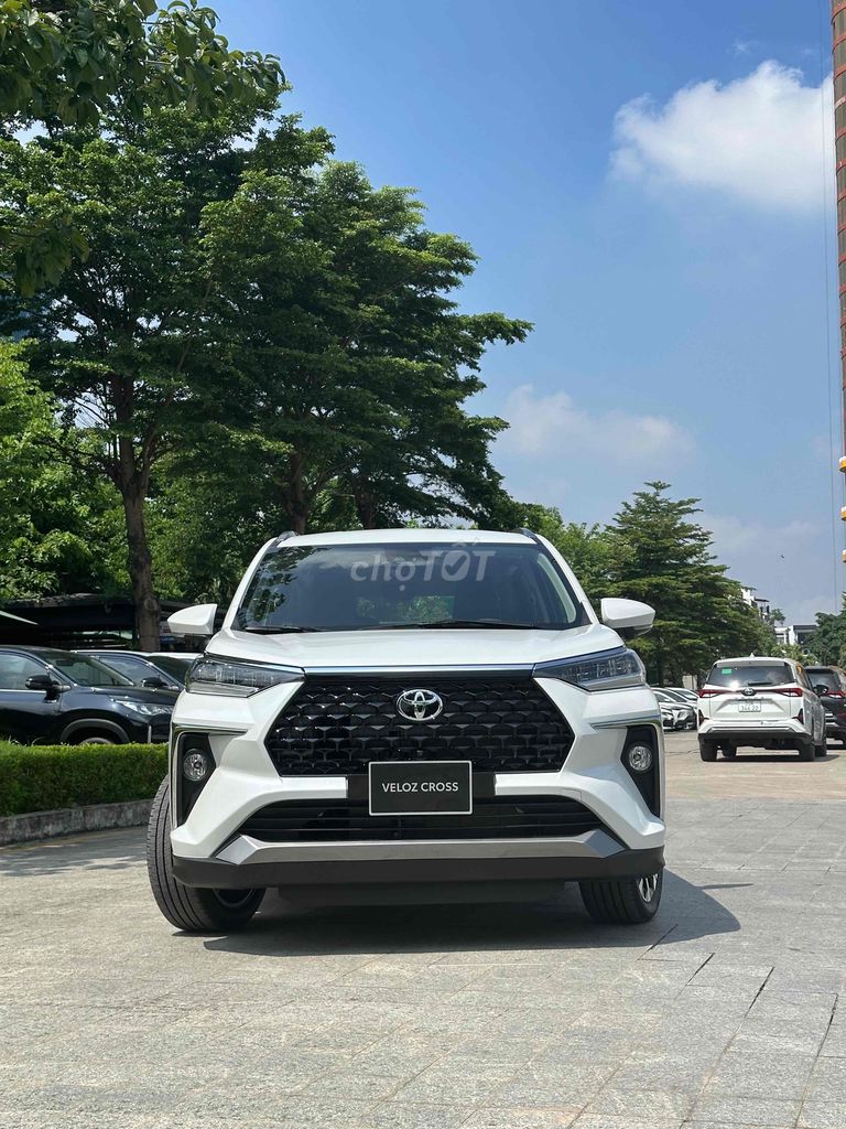 Toyota Veloz Cross 2025. Mua bán Ô tô tại Quận Hà Đông Hà Nội được đăng bởi Nguyễn Hà hình 3
