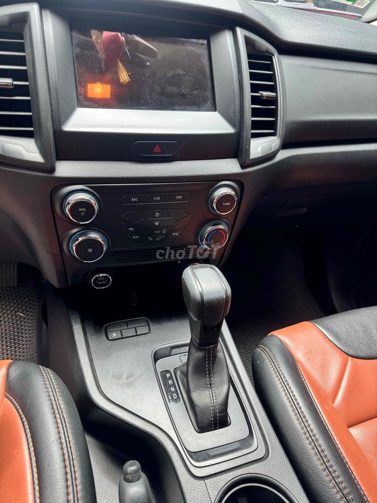 Ford Ranger XLS 2.2L 4x2 AT 2021 красный