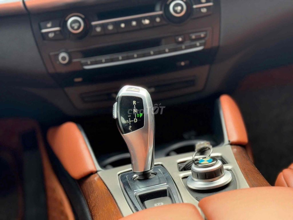 BMW X6 2008 xDrive35i bản full cực đẹp. Mua bán Ô tô tại Quận Cầu Giấy Hà Nội được đăng bởi Cao Quý hình 12