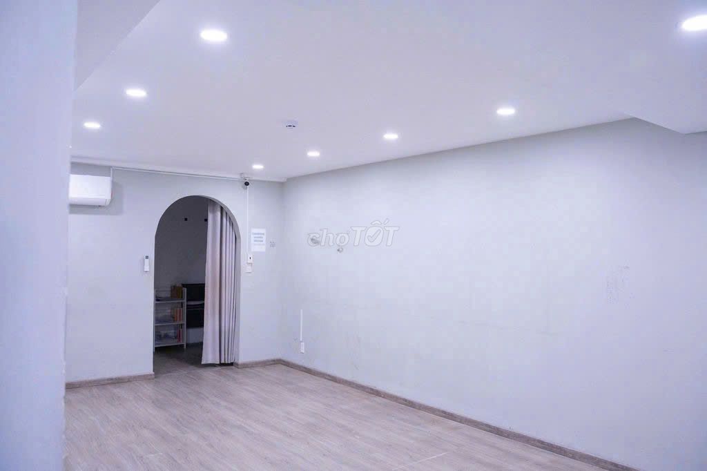 Cho thuê nhà mặt tiền  Nguyễn Hoàng, P. An Phú, TP. Thủ Đức