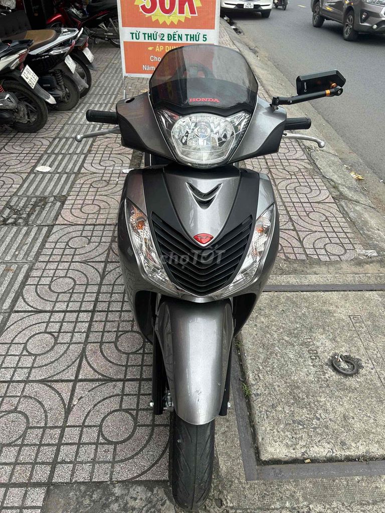 dylan up áo ý 2005. Mua bán Xe máy tại Quận Bình Thạnh Tp Hồ Chí Minh được đăng bởi Cầm Đồ Đại Tín hình 1