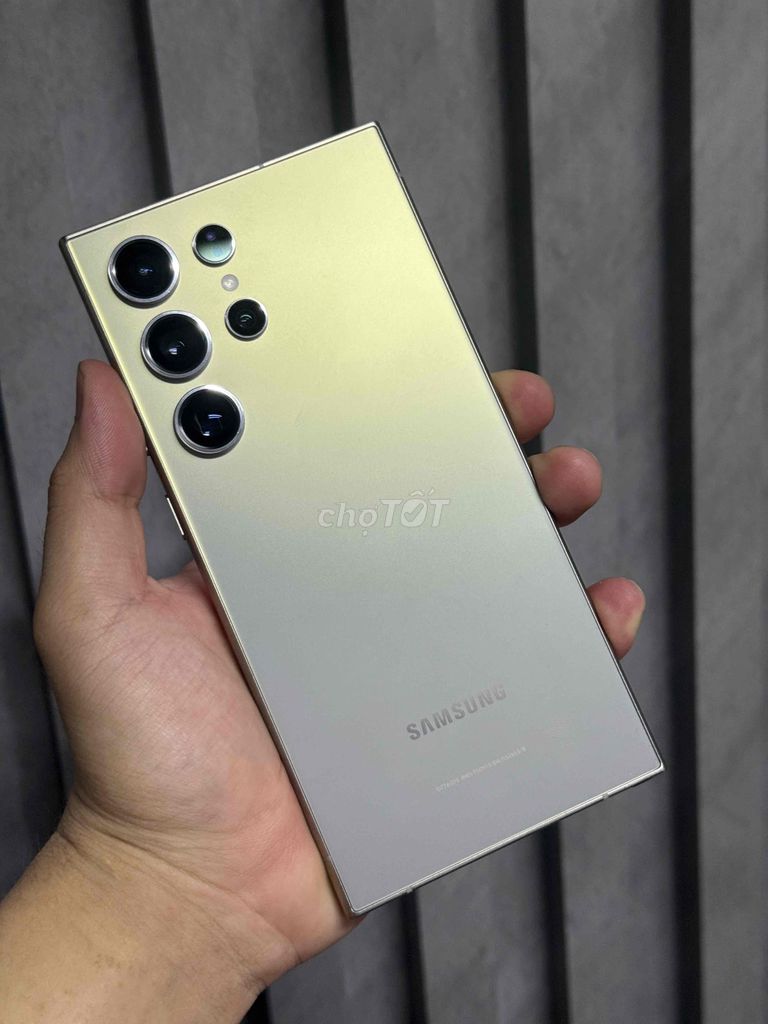 Samsung S24 Ultra 256GB Vàng 99%. Mua bán Điện thoại tại Quận Bình Thạnh Tp Hồ Chí Minh được đăng bởi Tuấn 5G Giá Sỉ Sam hình 1
