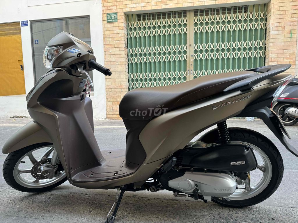 Vision 2018. Mua bán Xe máy tại Quận 1 Tp Hồ Chí Minh được đăng bởi Quân hình 4