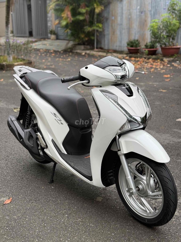 🌈 SH125 cbs 2018 Trắng—Xe Đẹp/Chính Chủ. Mua bán Xe máy tại Thành phố Biên Hòa Đồng Nai được đăng bởi Phong hình 7