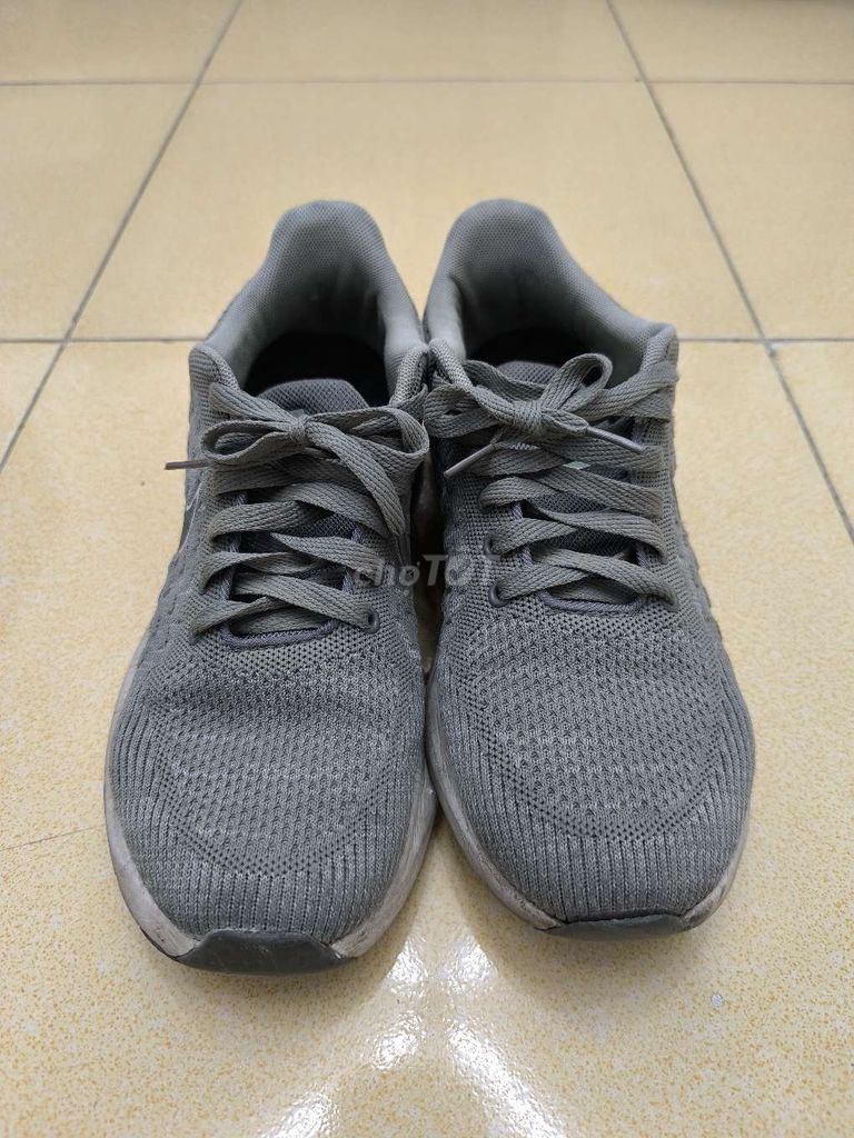 Giày Nike Zoom size 43 màu xanh lá