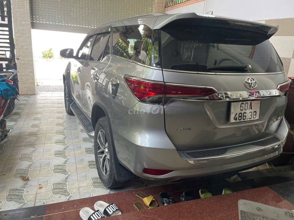 Toyota Fortuner 2017 2.7V 4x4 - 68413 km