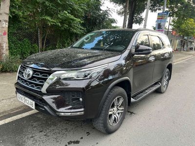 Toyota Fortuner 2.4G 2020 model 2021 - Chính chủ. Mua bán Ô tô tại Thành phố Dĩ An Bình Dương được đăng bởi Lâm Thái