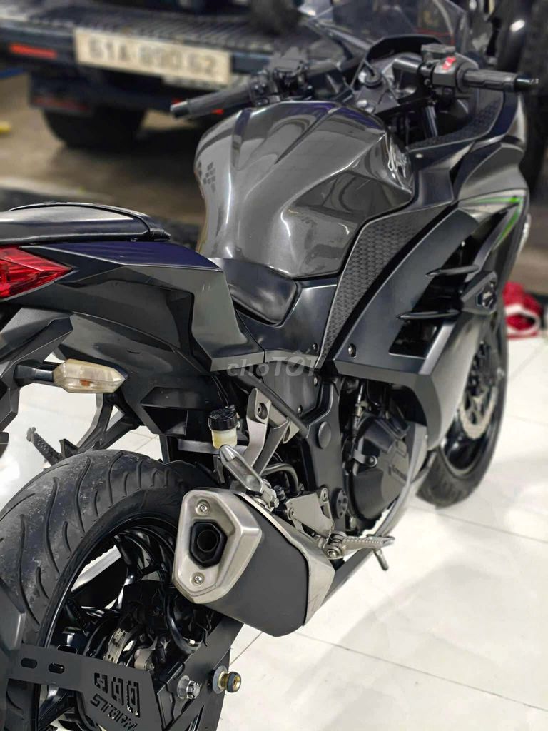 🏍Kawasaki Ninja 300 🏍 Odo 30k Km Biển SG 2018. Mua bán Xe máy tại Quận 5 Tp Hồ Chí Minh được đăng bởi Xe Máy Vinh hình 2