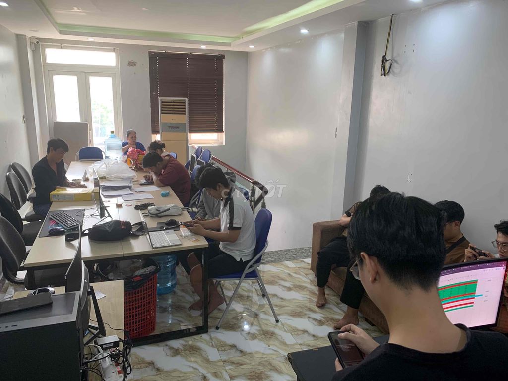 /viec-lam-quan-12-tp-ho-chi-minh/123265371.htm#px=SR-stickyad-[PO-1][PL-top]?i=1