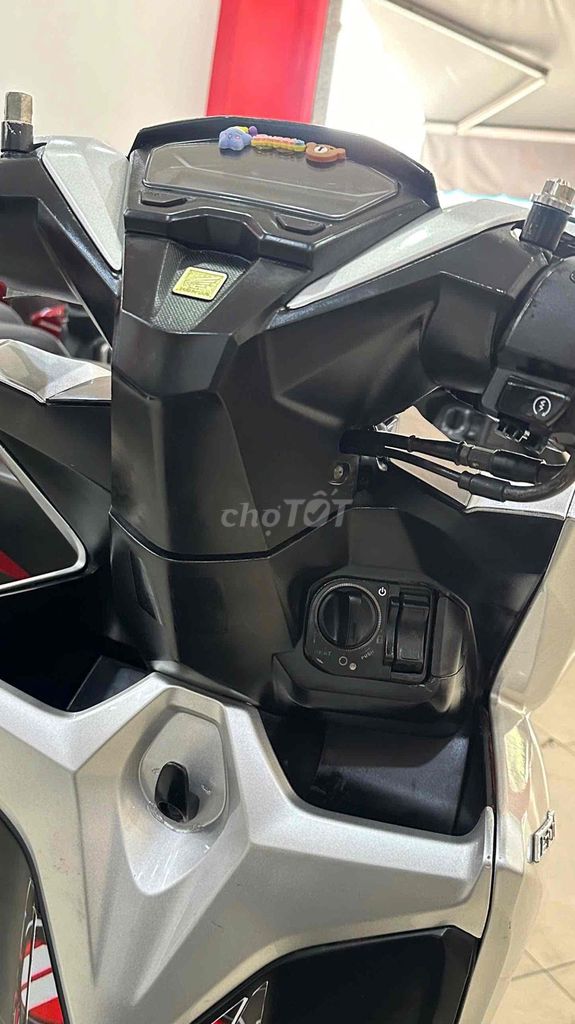 Honda Vario 125 2018 Lên Full 150 Bạc. Mua bán Xe máy tại Quận 6 Tp Hồ Chí Minh được đăng bởi Cửa Hàng Xe Máy Hoà Bùi hình 3