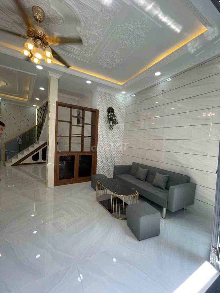 chủ bán gấp nhà mới giá 4ty860 sổ hồng An Dương Vương Q6  nhà đẹp