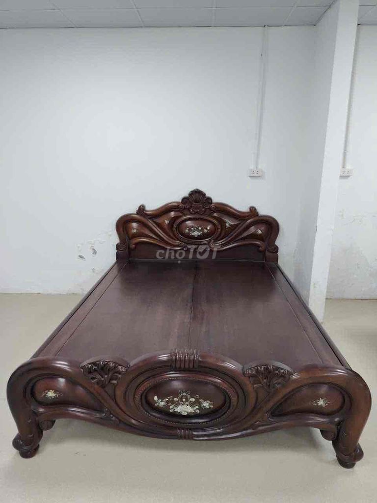 Giường ngủ 1m6x2m. Mua bán Giường, chăn ga gối nệm tại Quận Hà Đông Hà Nội được đăng bởi thu hien nguyen hình 1